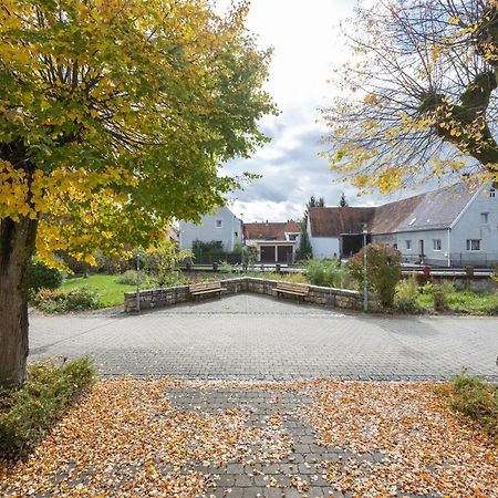 Lovely Holiday Home In Haunsheim 外观 照片